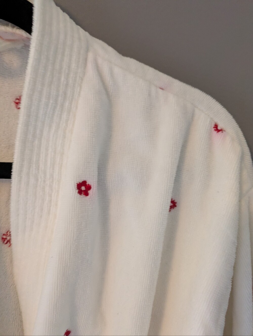 Victoria Secret M/L Robe - Picture 2 of 9